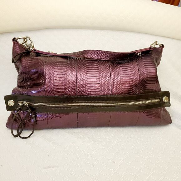 Cocomojo Handbags - Cocomojo Purple Leather Zipper Bag